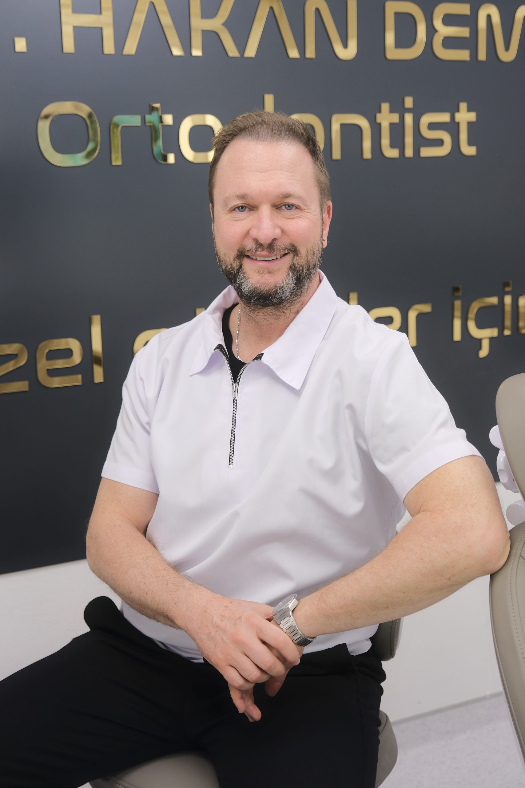Dr. Dt. Hakan Demirel